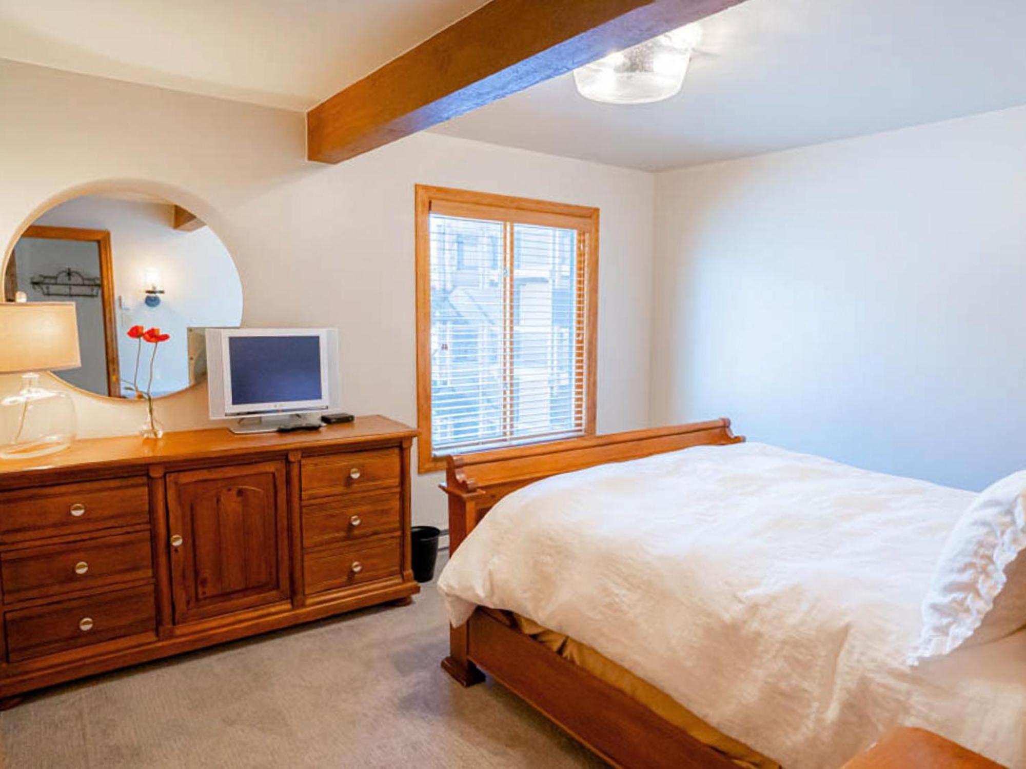 Lift One Condominiums - One, Two, Three Bedroom Units Adjacent To Downtown Aspen Ruang foto